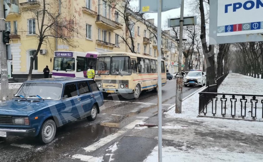 Никопольская маршрутка угодила в ДТП