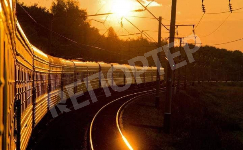 Через Марганец и Никополь! Возобновляется движение поезда «Мариуполь - Одесса»
