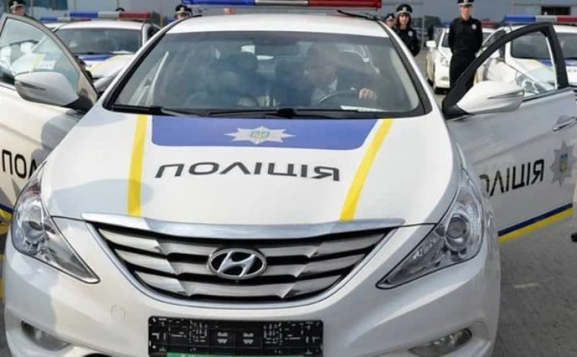Суд отправил директора КП из Никополя, напавшего на полицейских, под домашний арест
