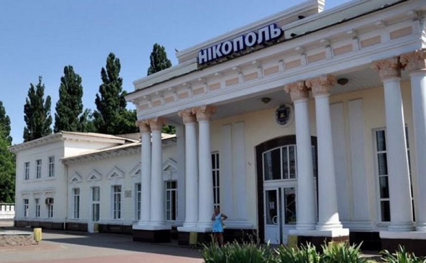 «Укрзалізниця» призначила евакуаційний потяг через Дніпро та вагони для мешканців Нікополя на 28 липня