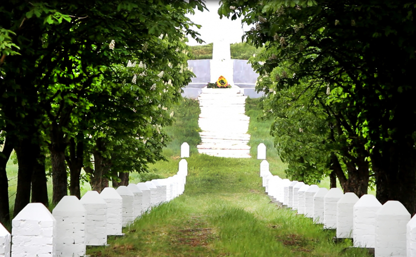 Чтобы помнили! Восстановлен мемориал на кургане «Орлова могила» под Никополем