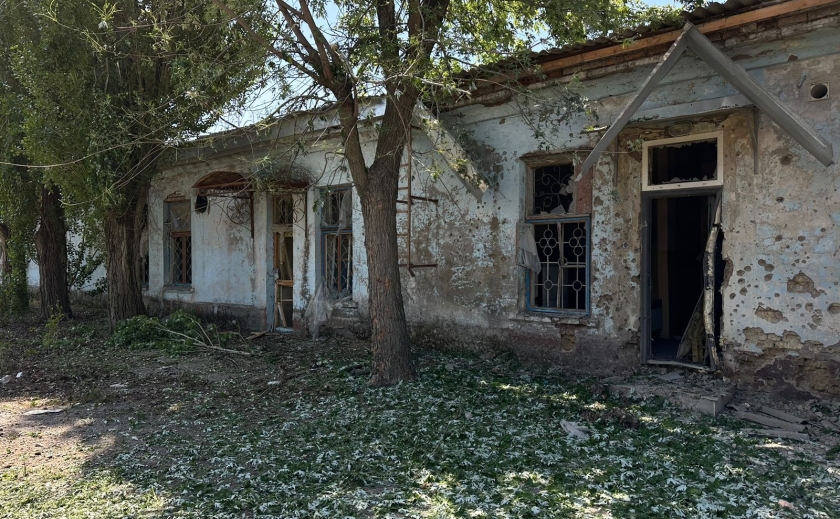 Армія рф обстріляла Нікополь та дві громади: правоохоронці документують наслідки атак