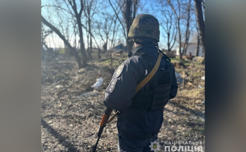 Внаслідок обстрілу Нікополя постраждав 21-річний юнак: деталі