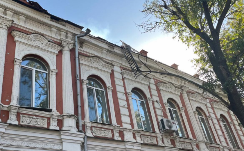 Ворог із вечора обстрілював Нікопольщину: обійшлося без постраждалих Ворог із вечора обстрілював Нікопольщину: обійшлося без постраждалих
