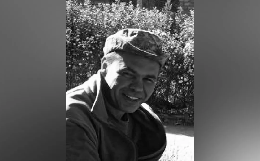 Без батька залишились син та донька: захищаючи Україну загинув Ігор Ткаченко з Нікополя Без батька залишились син та донька: захищаючи Україну загинув Ігор Ткаченко з Нікополя