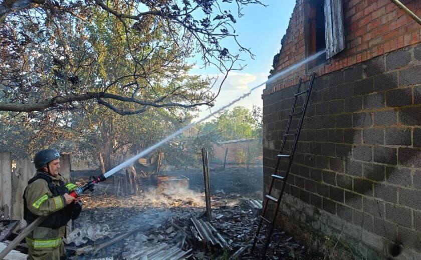 Під ворожим обстрілом перебували два райони Дніпропетровщини: люди не постраждали