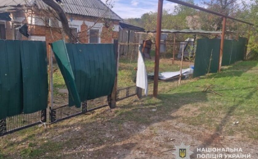 Понад сімдесят атак пережила Нікопольщина минулої доби: слідчі фіксують наслідки російських ударів