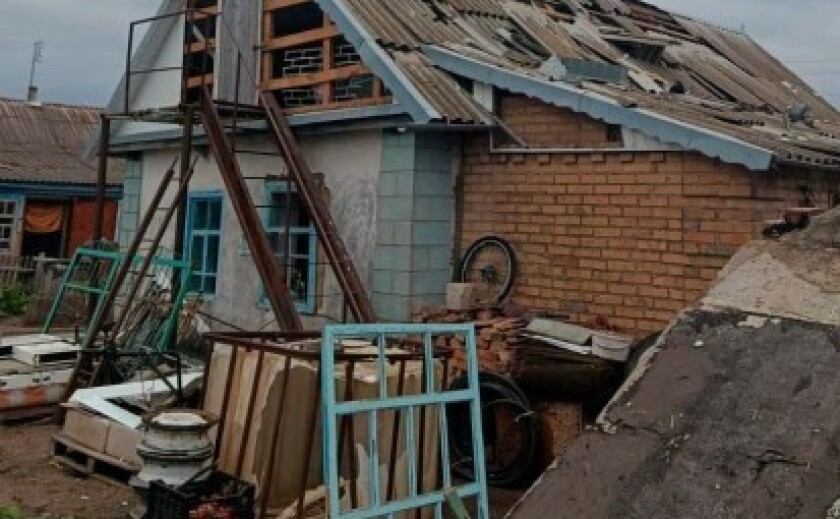 Ворог понад 10 разів атакував Дніпропетровщину: понівечено будинки та АЗС