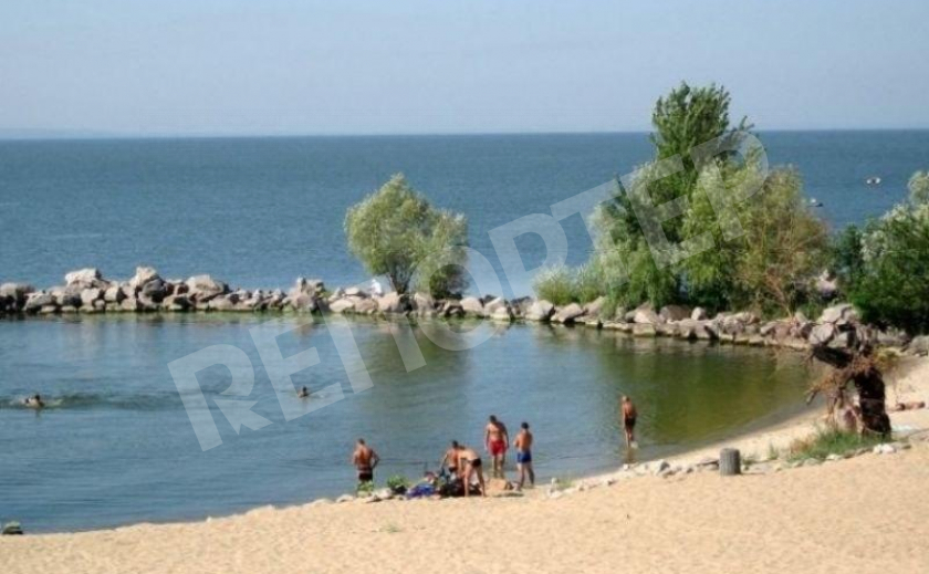 Никопольский пляж признали одним из самых чистых в области