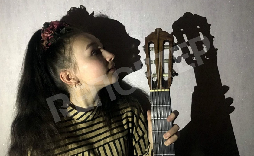 Шестиклассница София Жерновых из Никополя признана одной из лучших гитаристок Европы